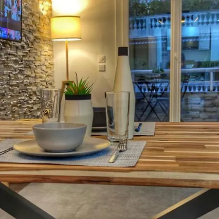 Cannes Holiday Suite A 2 Pas Du Festival Et Plages Exterior photo