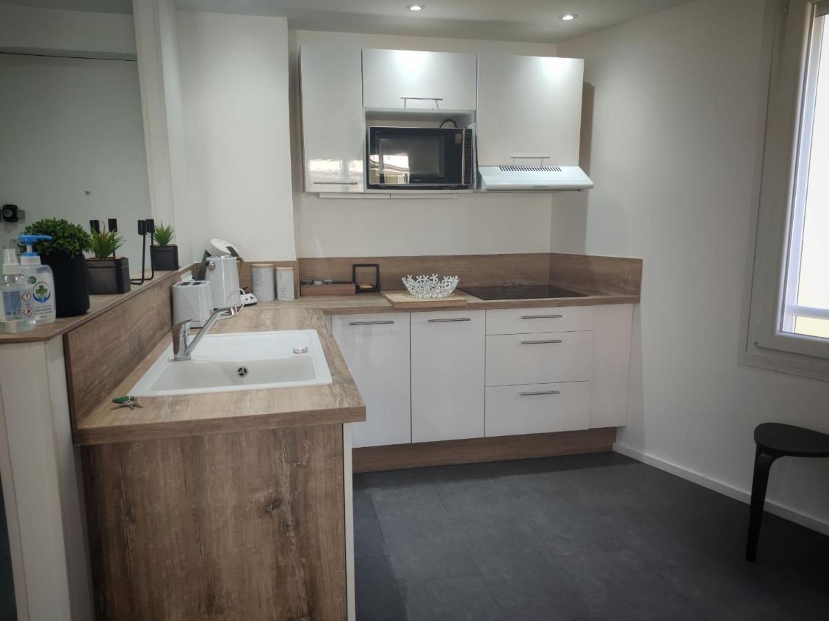 Apartment A 2 Pas Du Festival Et Plages